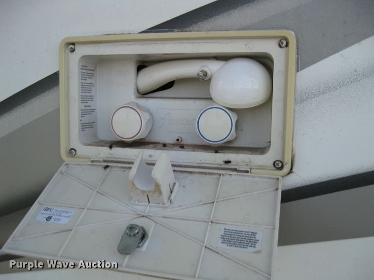 image for item DI2767 2009 Sundance  camper