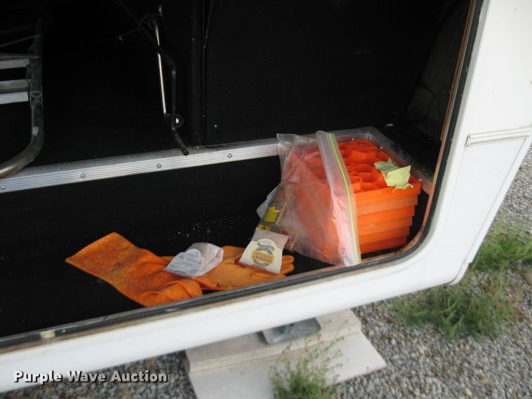 image for item DI2767 2009 Sundance  camper