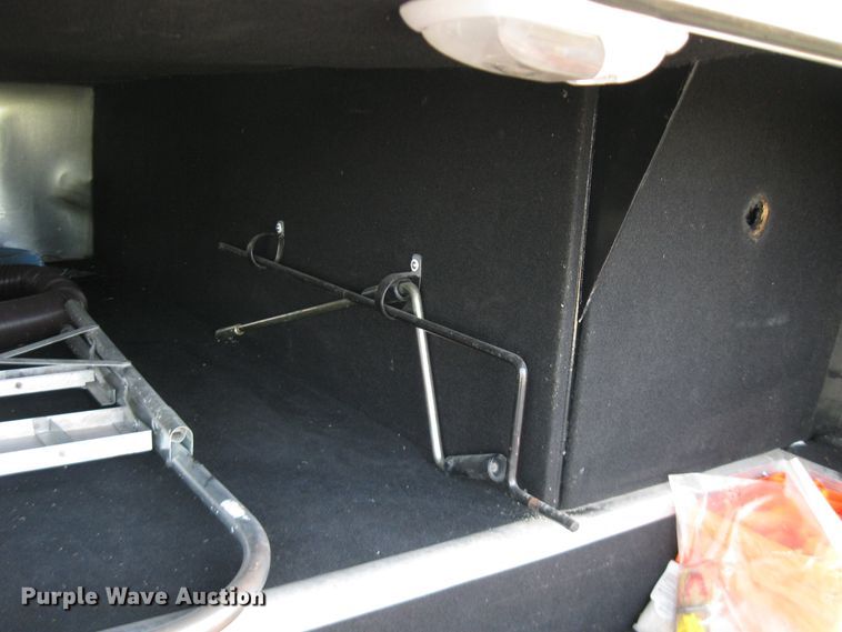 image for item DI2767 2009 Sundance  camper