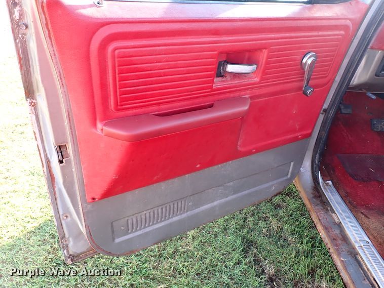 image for item DI5780 1977 GMC Jimmy