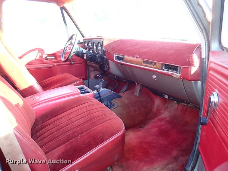 image for item DI5780 1977 GMC Jimmy