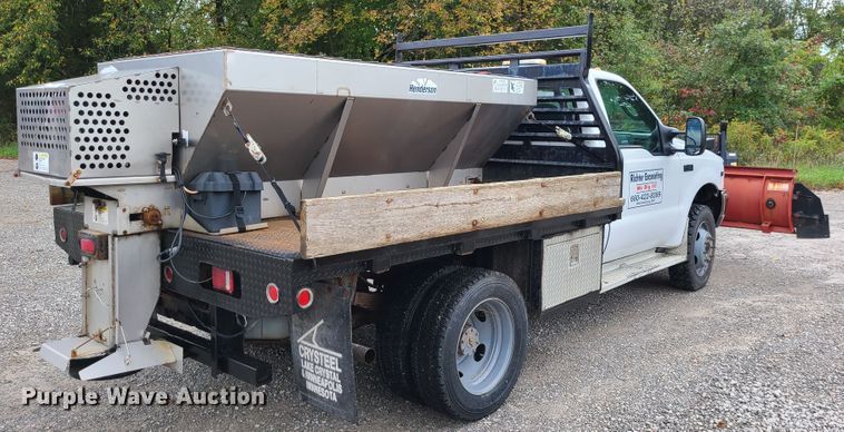 image for item DI6246 2003 Ford F450 Super Duty XL  flatbed truck