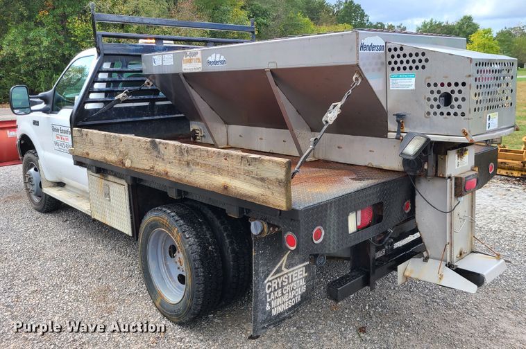 image for item DI6246 2003 Ford F450 Super Duty XL  flatbed truck