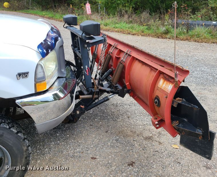 image for item DI6246 2003 Ford F450 Super Duty XL  flatbed truck