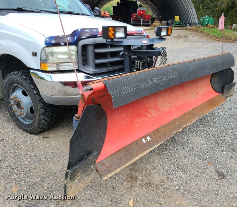 image for item DI6246 2003 Ford F450 Super Duty XL  flatbed truck