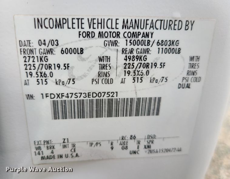 image for item DI6246 2003 Ford F450 Super Duty XL  flatbed truck