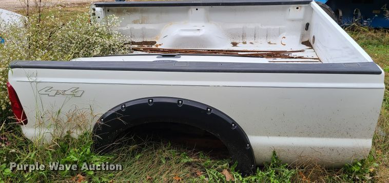 image for item DI6248 2010 Ford F250 truck bed