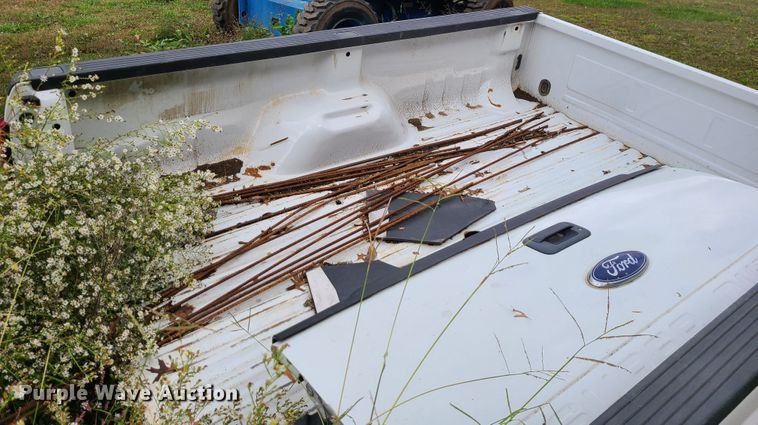 image for item DI6248 2010 Ford F250 truck bed