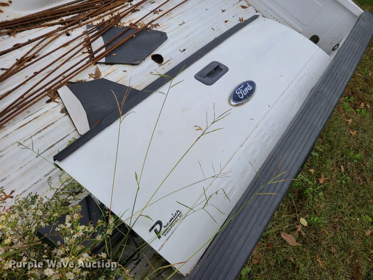 image for item DI6248 2010 Ford F250 truck bed