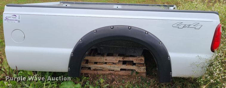 image for item DI6248 2010 Ford F250 truck bed