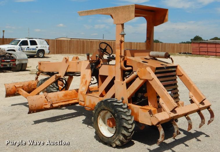 image for item DJ0794 Lay-mor  motor grader