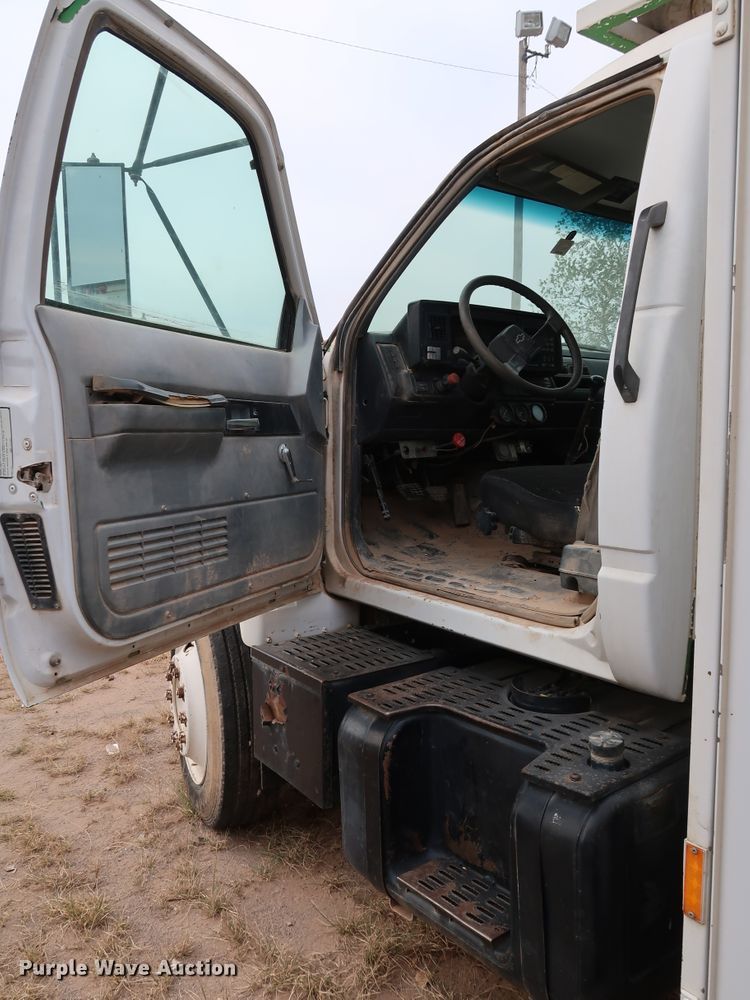 image for item DJ1981 1994 Chevrolet Kodiak C6500  utility / service truck