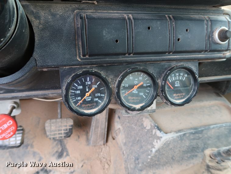 image for item DJ1981 1994 Chevrolet Kodiak C6500  utility / service truck