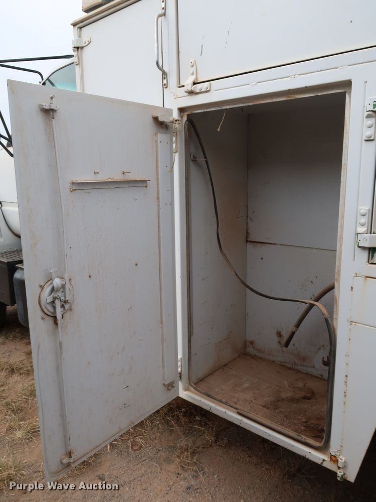 image for item DJ1981 1994 Chevrolet Kodiak C6500  utility / service truck