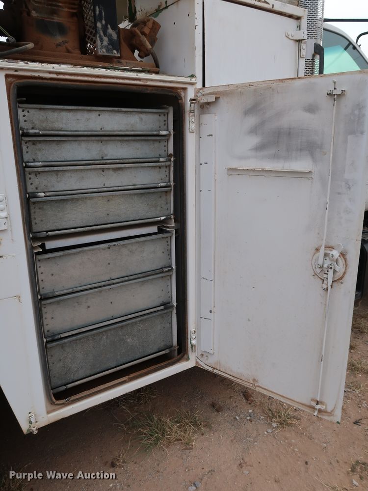 image for item DJ1981 1994 Chevrolet Kodiak C6500  utility / service truck