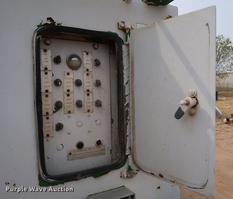 image for item DJ1981 1994 Chevrolet Kodiak C6500  utility / service truck