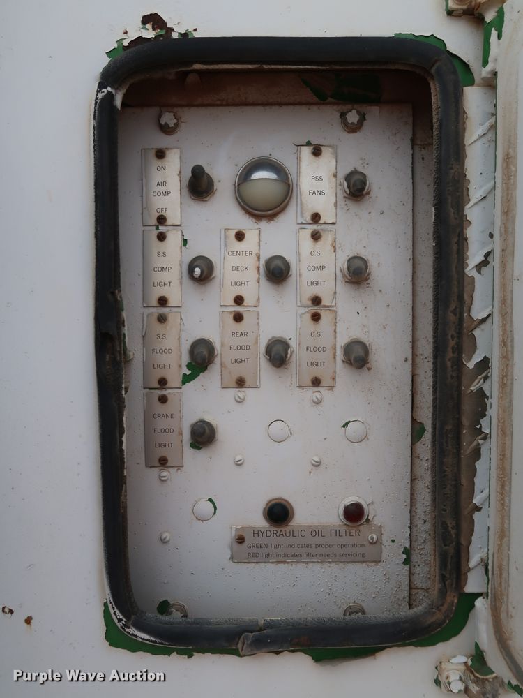 image for item DJ1981 1994 Chevrolet Kodiak C6500  utility / service truck