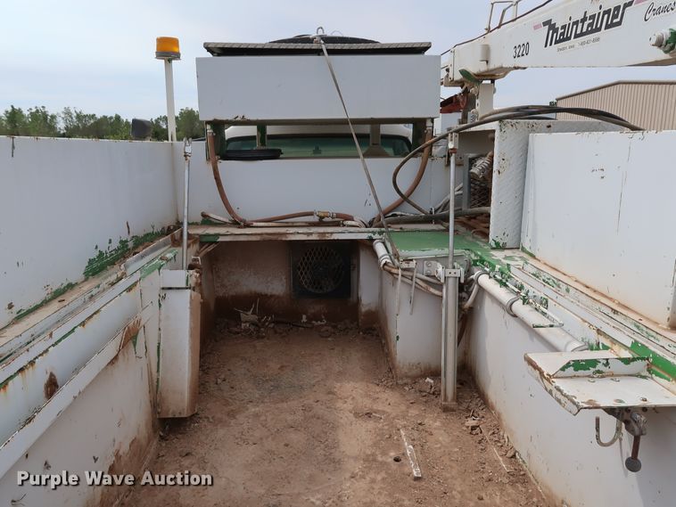 image for item DJ1981 1994 Chevrolet Kodiak C6500  utility / service truck