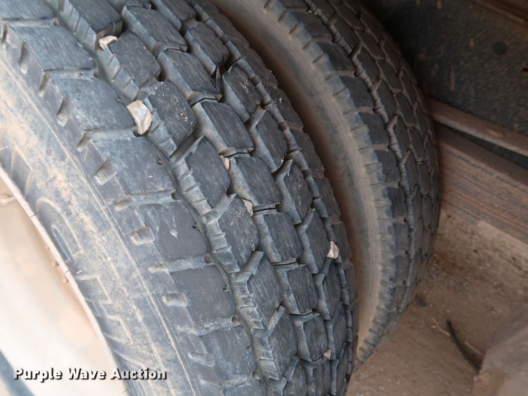 image for item DJ1981 1994 Chevrolet Kodiak C6500  utility / service truck