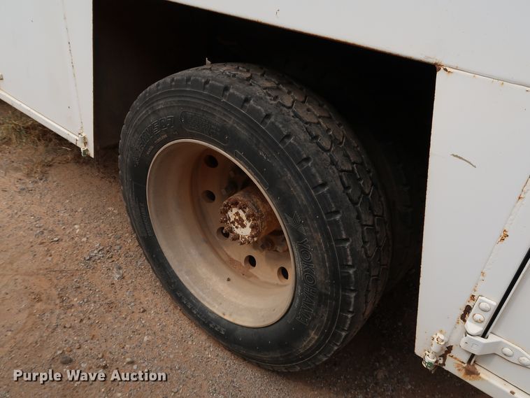 image for item DJ1981 1994 Chevrolet Kodiak C6500  utility / service truck