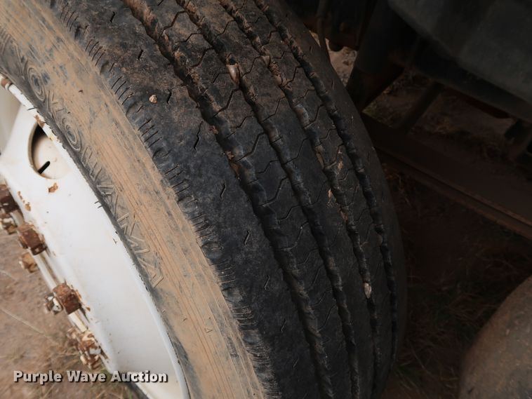 image for item DJ1981 1994 Chevrolet Kodiak C6500  utility / service truck