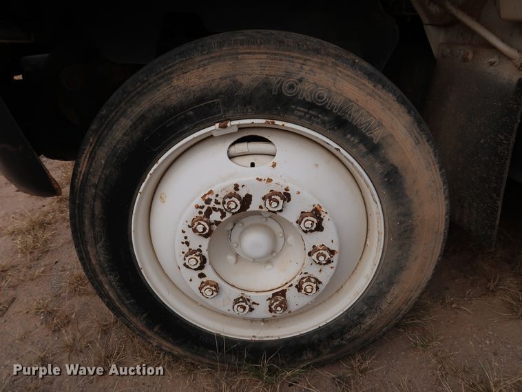 image for item DJ1981 1994 Chevrolet Kodiak C6500  utility / service truck