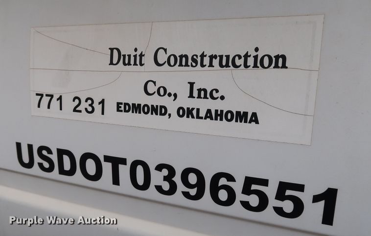 image for item DJ1981 1994 Chevrolet Kodiak C6500  utility / service truck