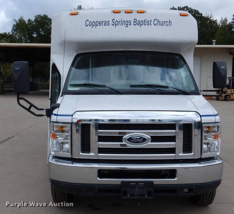 image for item DJ7390 2010 Ford E450  shuttle bus