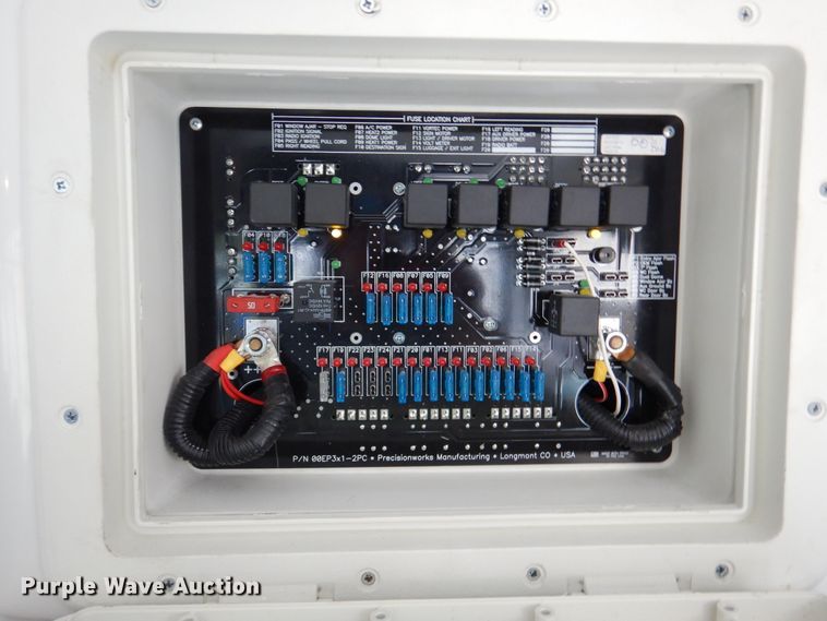 image for item DJ7390 2010 Ford E450  shuttle bus