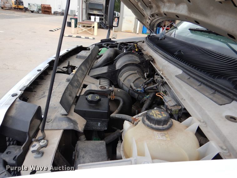 image for item DJ7390 2010 Ford E450  shuttle bus