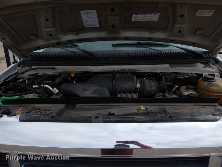 image for item DJ7390 2010 Ford E450  shuttle bus