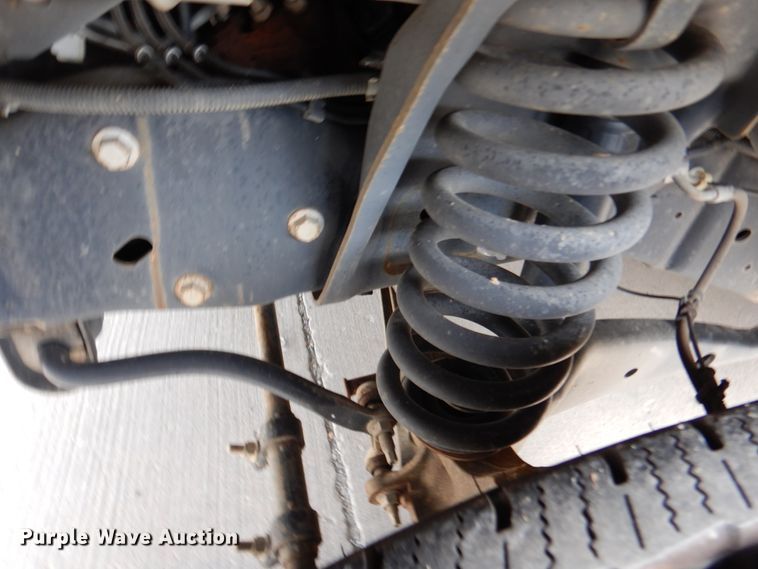 image for item DJ7390 2010 Ford E450  shuttle bus