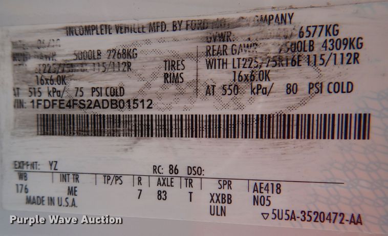 image for item DJ7390 2010 Ford E450  shuttle bus