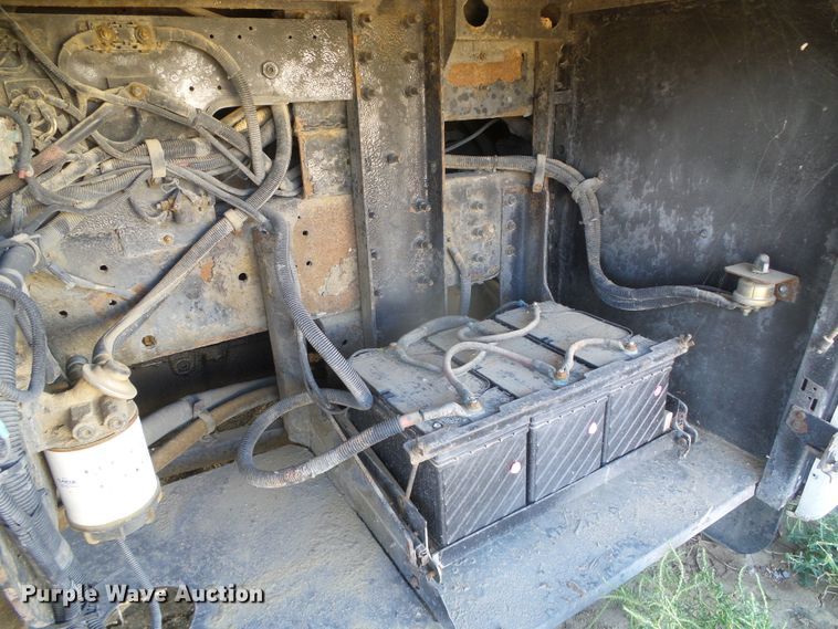 image for item DJ7509 2001 Blue Bird  coach bus