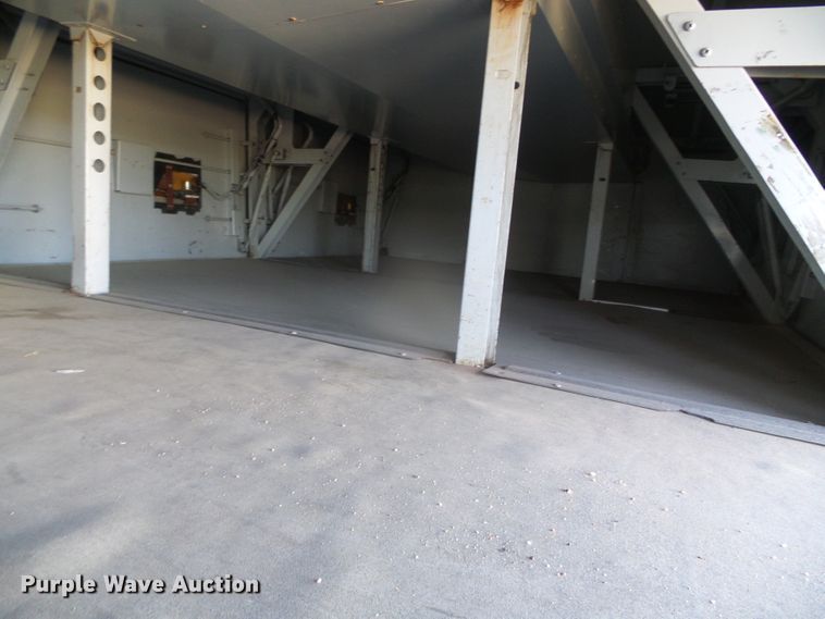 image for item DJ7509 2001 Blue Bird  coach bus