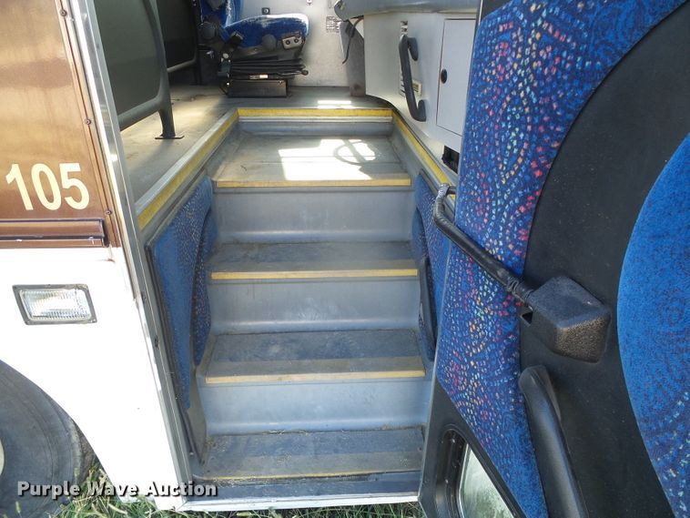 image for item DJ7509 2001 Blue Bird  coach bus