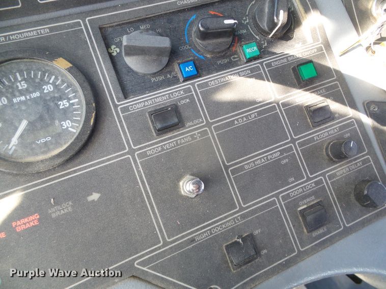 image for item DJ7509 2001 Blue Bird  coach bus