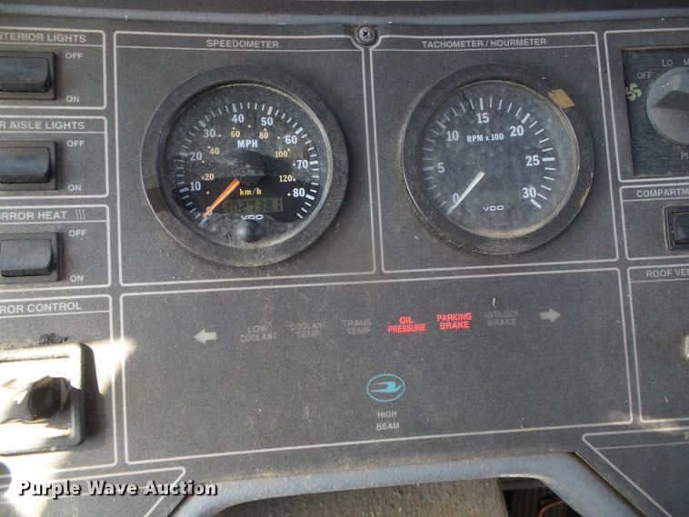 image for item DJ7509 2001 Blue Bird  coach bus