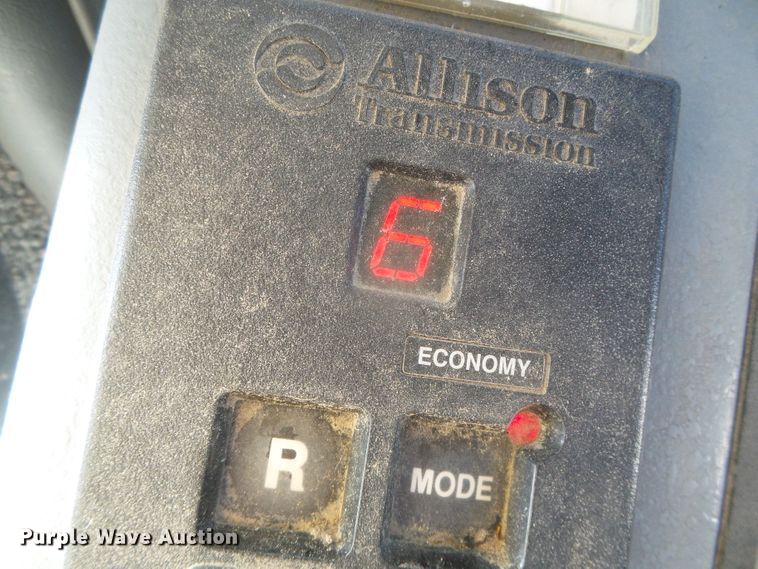 image for item DJ7509 2001 Blue Bird  coach bus