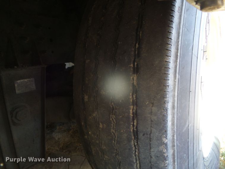 image for item DJ7509 2001 Blue Bird  coach bus