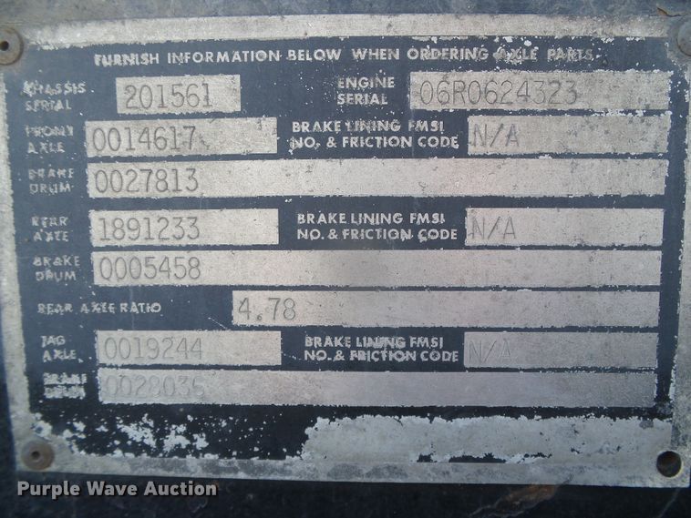 image for item DJ7509 2001 Blue Bird  coach bus