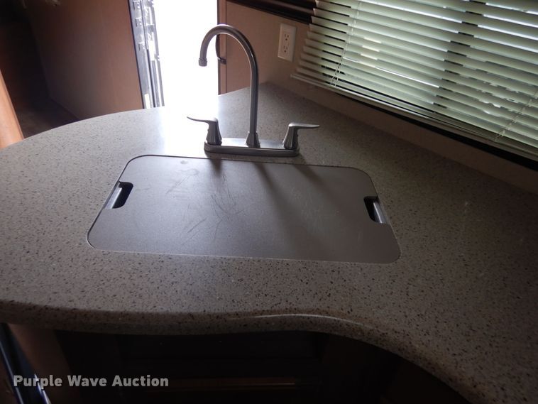 image for item DL6322 2014 Aspen Trail 2810BH  camper