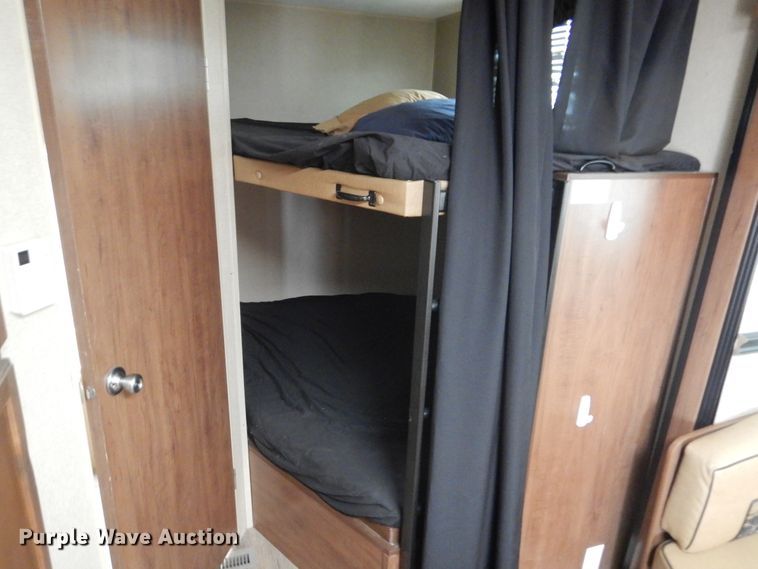 image for item DL6322 2014 Aspen Trail 2810BH  camper