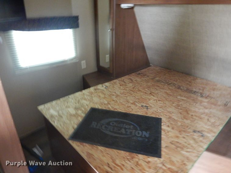 image for item DL6322 2014 Aspen Trail 2810BH  camper