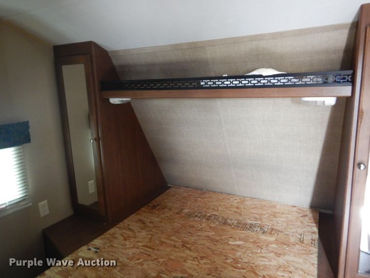 image for item DL6322 2014 Aspen Trail 2810BH  camper