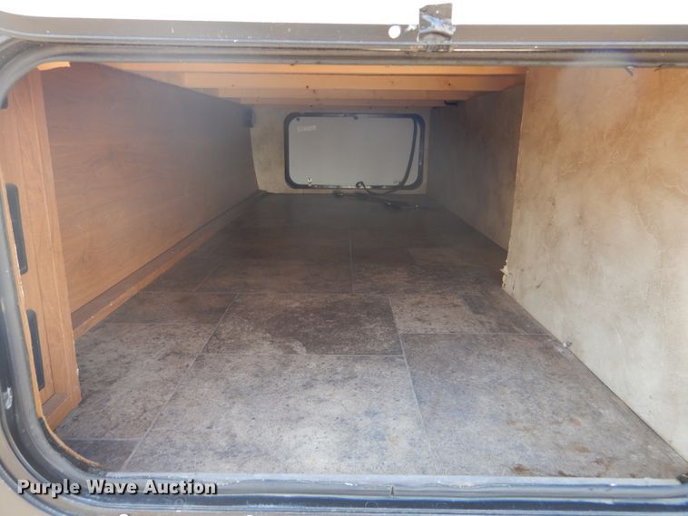 image for item DL6323 2015 CrossRoads Sunset Trail  camper