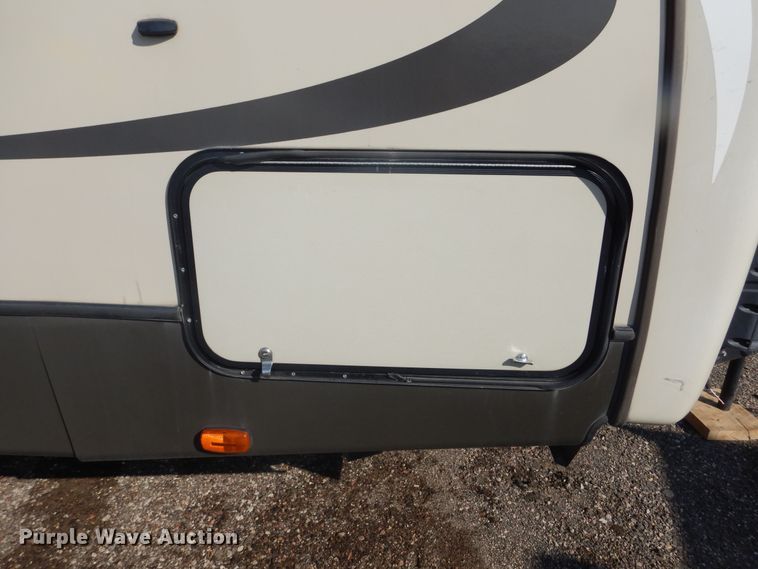 image for item DL6323 2015 CrossRoads Sunset Trail  camper