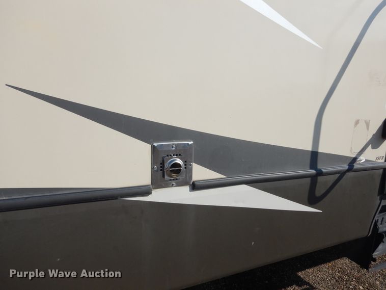 image for item DL6323 2015 CrossRoads Sunset Trail  camper