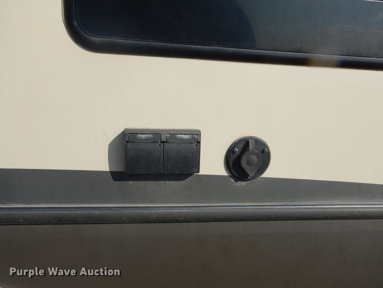 image for item DL6323 2015 CrossRoads Sunset Trail  camper