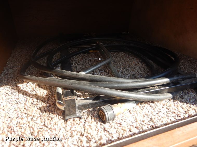 image for item DL6323 2015 CrossRoads Sunset Trail  camper